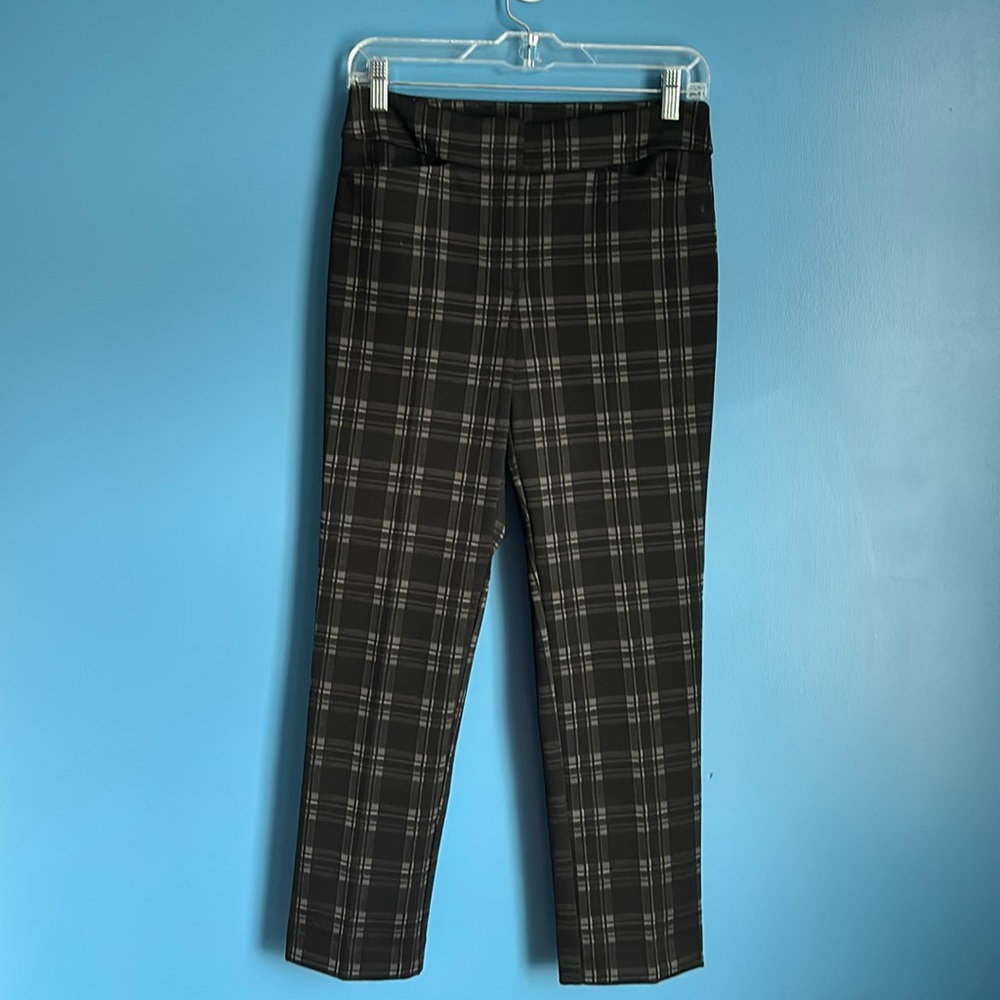 Ann Taylor Factory Black/Grey Plaid Straight Leg Pants, size 2 Petite